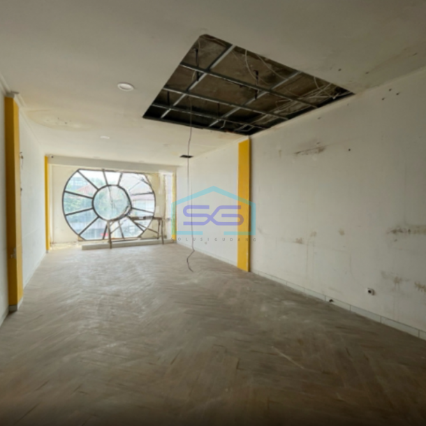 Disewakan Ruko 2 Lantai dan Rooftop Berada di Pinggir Jalan Utama Kemang Jakarta Selatan LB 225m2-1