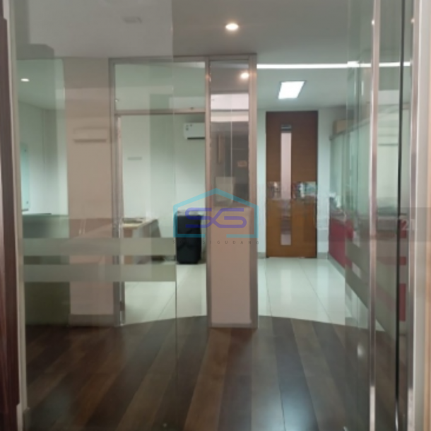 Disewakan Ruko Kantor Strategis di Kebayoran Baru Jakarta Selatan LB 600m2-2