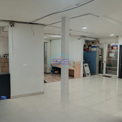 Dijual Ruko Di Kebayoran Baru Jakarta Selatan di Pinggir Jalan Utama LB 452m2