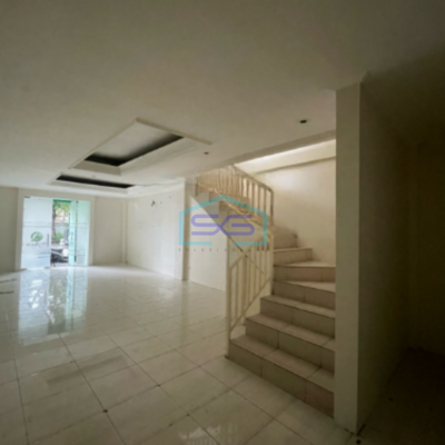 Disewakan Ruko Siap Pakai 3 Lantai Di Area Bangka Kemang Jakarta Selatan LB 182m2