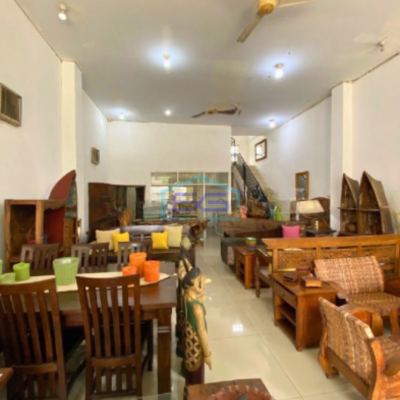 Disewakan Ruko Siap Pakai di Area Ramai Kemang Jakarta Selatan LB 200m2