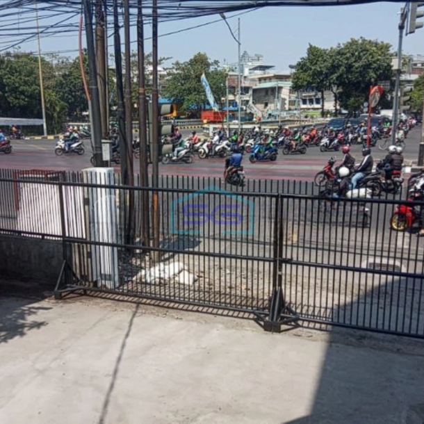 Disewakan Gedung perkantoran 4 Lantai di Gunung Sahari Jakarta Pusat LB 800m2-3