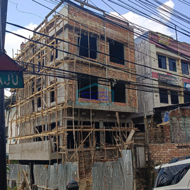 Dijual Ruko Baru Hook di Jalan Kolonel H. Burlian KM 7 Palembang LB 304m2-1