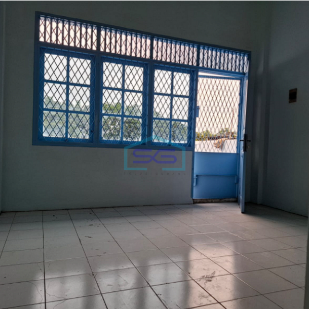 Disewakan Ruko Strategis di Jalan Abdul Rozak Palembang Akses Gampang LB 150m2-5