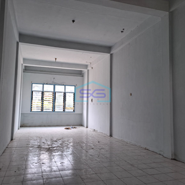 Disewakan Ruko Strategis di Jalan Abdul Rozak Palembang Akses Gampang LB 150m2-3