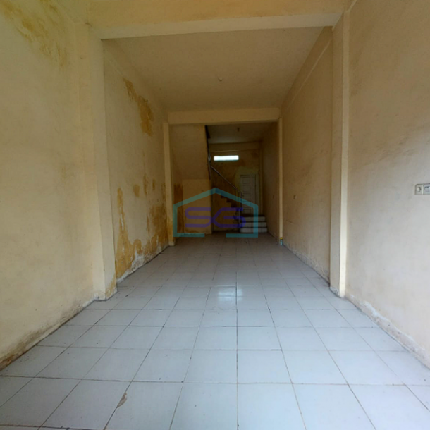 Dijual cepat Ruko 3 Lantai Strategis di Palembang LB 136m2-3