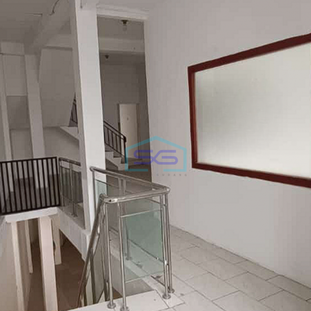 Disewakan Ruko Lantai, Lokasi di Jl. Kol. Atmo Pusat Kota Palembang LB 200m2-4