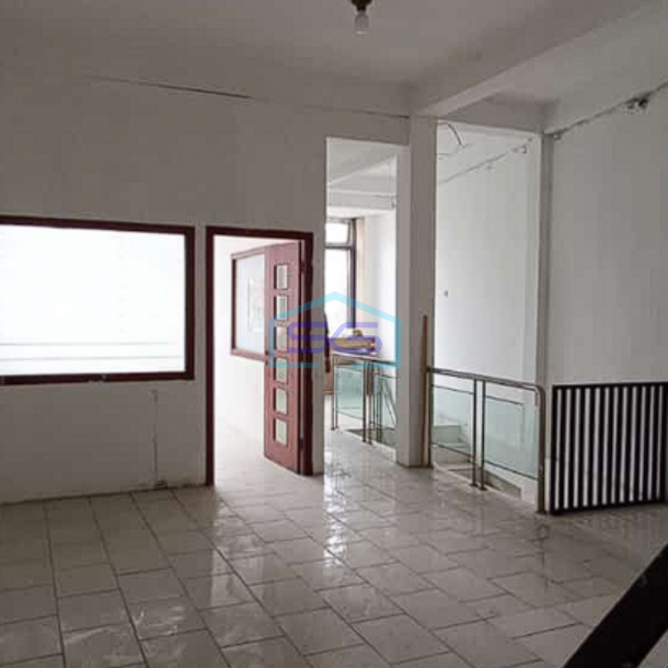 Disewakan Ruko Lantai, Lokasi di Jl. Kol. Atmo Pusat Kota Palembang LB 200m2-2