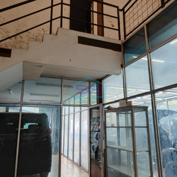 Disewakan Tanah + Bangunan Super Strategis di Jl. Demang Lebar Daun Palembang LT 1148m2-2