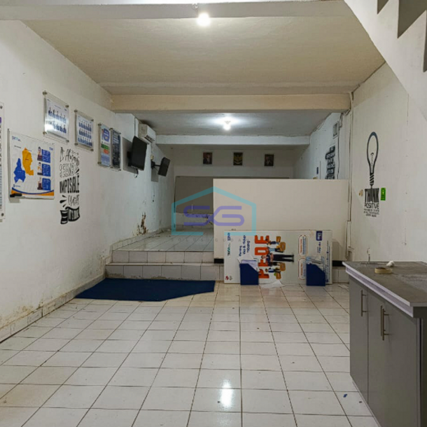 Dijual Ruko 3,5 Lantai Ex Bank di Bukit Besar Palembang Luas Bangunan 300m2-2