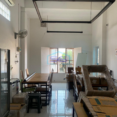 Dijual! Ruang Usaha Ex Gedung Resto Strategis di Pusat Kota Palembang LB 504m2