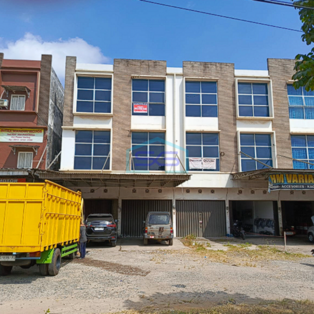 Disewakan Ruko 3 unit di Jalan Bypass Alang Alang Lebar, Palembang LT 180m2-1