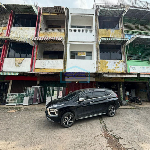 Dijual 1 Unit Ruko Strategis di Pasar Lemabang Jalan Bambang Utoyo, Palembang LB 240m2-1