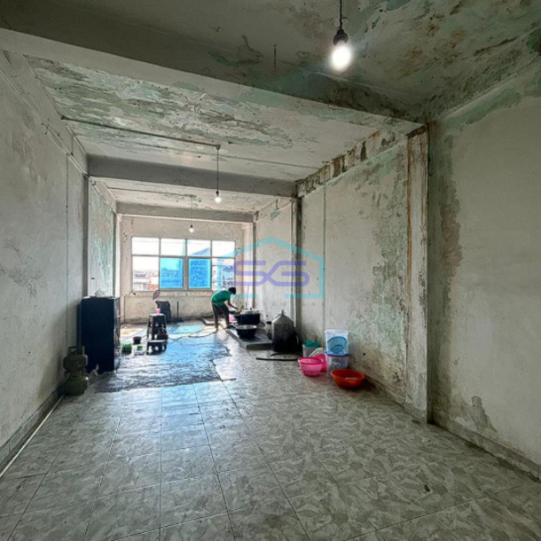 Dijual Ruko Strategis 3,5 Lantai di Jalan Kapten A Rivai Palembang LB 277m2-3