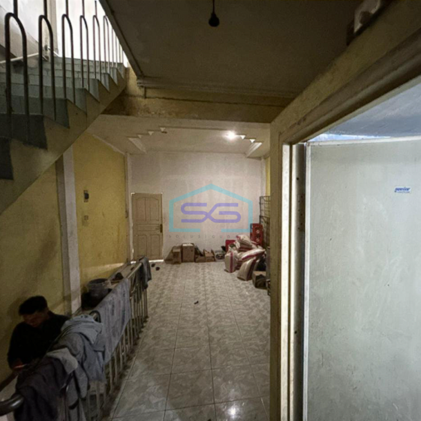 Dijual Ruko Strategis 3,5 Lantai di Jalan Kapten A Rivai Palembang LB 277m2-2