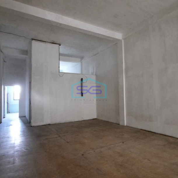 Disewakan Ruko di Simpang Polda Jalan Jendral Sudirman Palembang LB 200m2-2