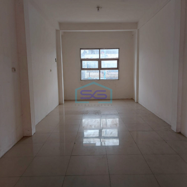 Disewakan Ruko Bisnis Pinggir  3 Lantai Siap Pakai di Jalan Parameswara, Palembang LB 176m2-4