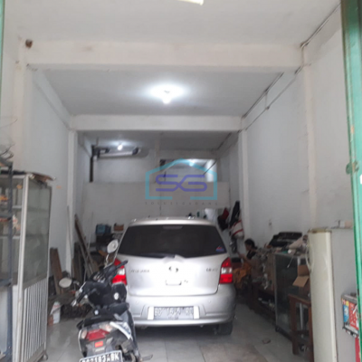 Dijual Ruko Strategis 3 Lantai di Jalan RE Martadinata Palembang LB 200m2