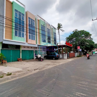 Dijual Ruko 3 Lantai Siap Pakai dengan Lokasi Strategis di Jalan Seduduk Putih Palembang LB 144m2