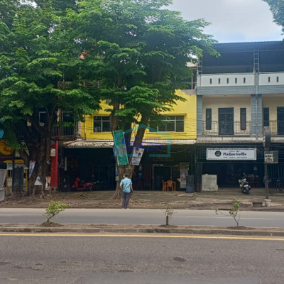 Disewakan 2 Ruko Plong di Lokasi Strategis Jl. Ahmad Yani, Plaju Palembang LB 400m2