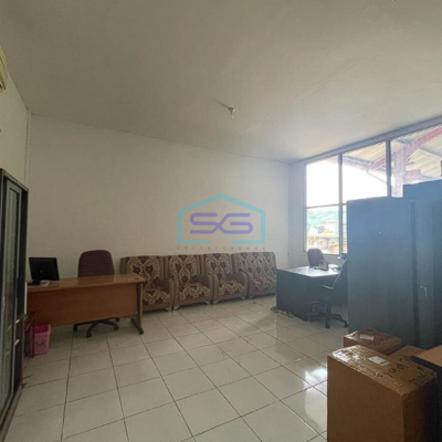 Dijual ! Ruko 2 Pintu 3 Lantai Bonus Peralatan Kantor, Jalan Jaksa Agung R. Soeprapto, Palembang LB 288m2