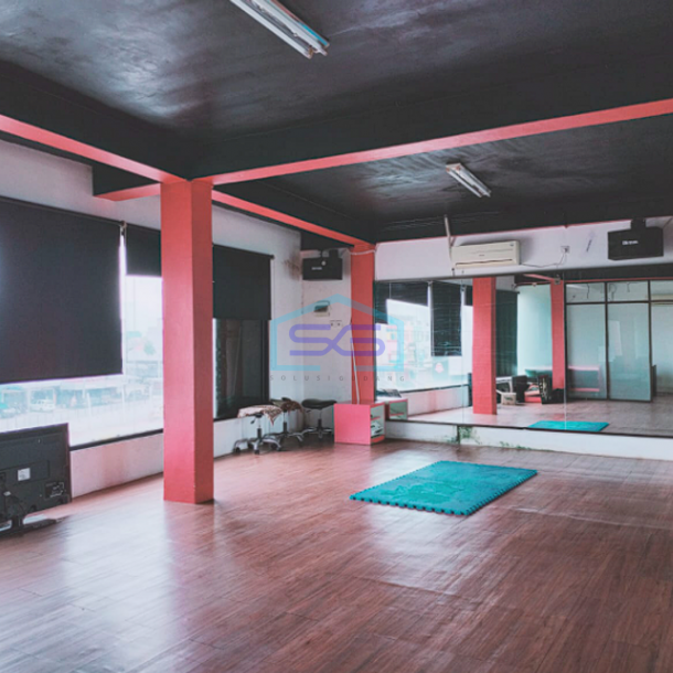 Dijual Ruko 3,5 Lantai Dengan Bonus Bisnis  di Jl. R. Sukamto, Palembang LB 1476m2-2