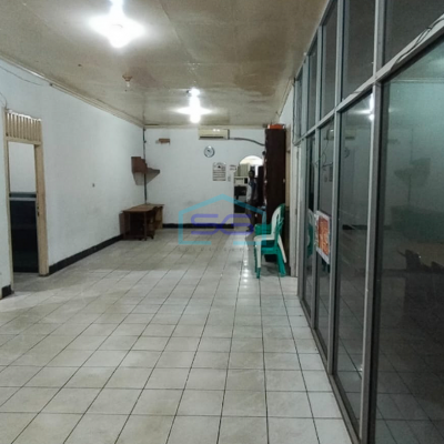 Dijual Kantor dan Gudang di Jalan Kopral Umar Said Palembang LB 403m2
