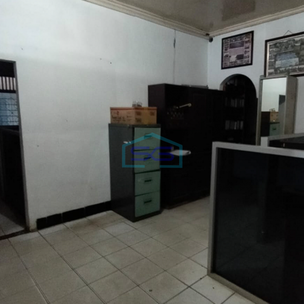 Dijual Kantor dan Gudang di Jalan Kopral Umar Said Palembang LB 403m2-4