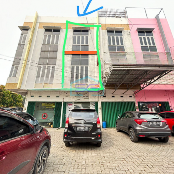 Dijual Ruko 3 Lantai dengan Fasilitas Lengkap di Jalan Mayor Salim Batubara, Kemuning Sumatera Selatan LB 140m2-1