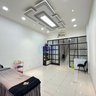 Dijual Ruko 3 Lantai dengan Fasilitas Lengkap di Jalan Mayor Salim Batubara, Kemuning Sumatera Selatan LB 140m2-3