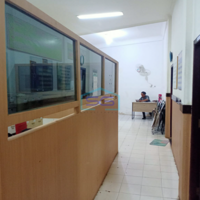 Dijual Ruko 3 Lantai yang Bagus dan Siap Pakai di Lokasi Strategis di Kertapati, Palembang! LB 288m2