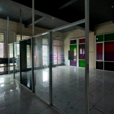 Dijual Ruko Jumbo di Jalan Letda A. Rozak, Palembang Luas Bangunan 450m2