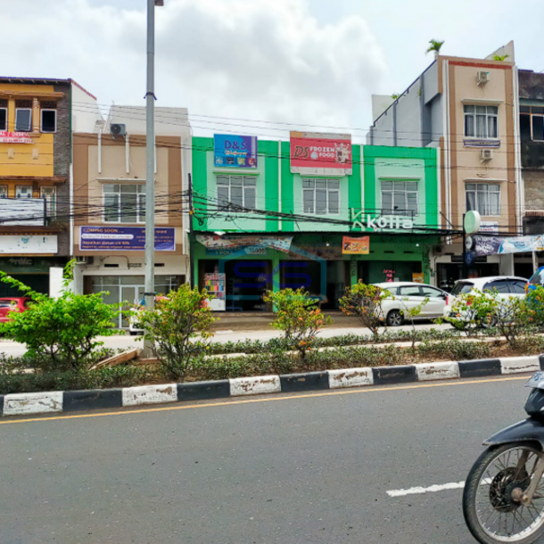 Disewakan Ruko 2 Unit Jalan Kolonel H Burlian Km 7 seberang Gramedia Palembang LB 228m2-1