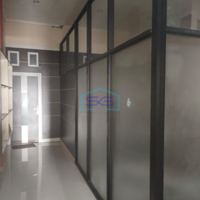 Dijual Ruko Terawat 3 Lantai di Jalan Sersan Sani Palembang LT 164m2