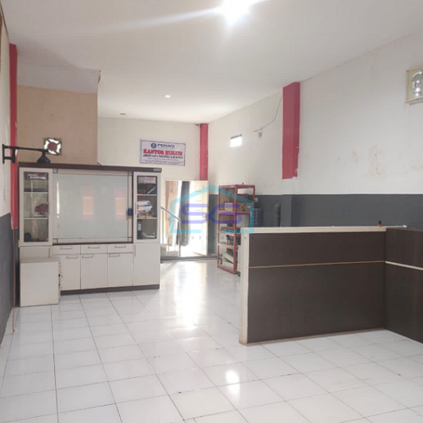 Dijual Ruko Terawat 3 Lantai di Jalan Sersan Sani Palembang LT 164m2-3