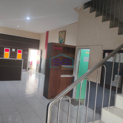 Dijual Ruko Terawat 3 Lantai di Jalan Sersan Sani Palembang LT 164m2