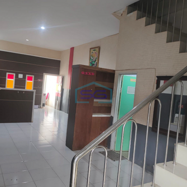 Dijual Ruko Terawat 3 Lantai di Jalan Sersan Sani Palembang LT 164m2-2