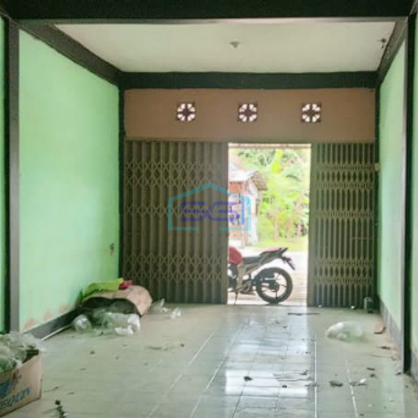 Disewakan Ruko bagus 2,5 Lantai Terawat Jalan Kebun Bunga Sukarami Palembang LB 140m2-2