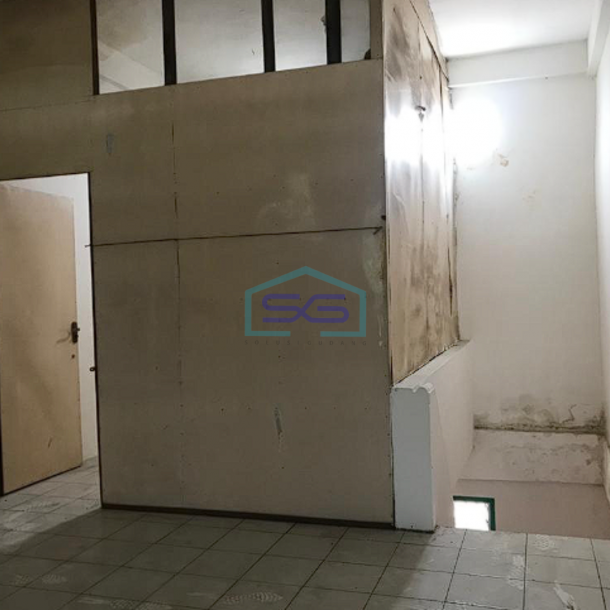 Disewakan Ruko 1 Pintu 2.5 Lantai Lokasi Premium Jalan Jend Basuki Rahmat Palembang LB 168m2-2