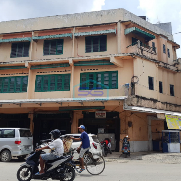 Dijual Ruko Lokasi di Pinggir Jalan Jalan Sayangan Pasar 16 Ilir Palembang LB 250m2-1