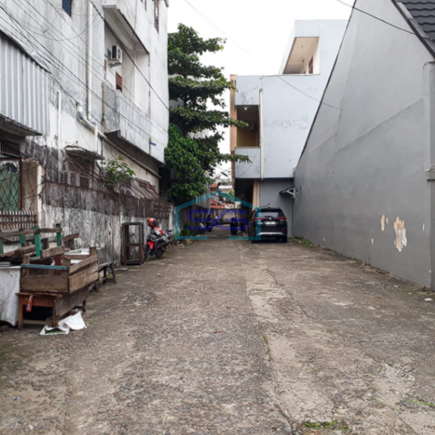 Dijual Murah 1 Unit Ruko Pusat Kota di Jalan Letnan Jaimas Cinde Palembang LB 220m2-2