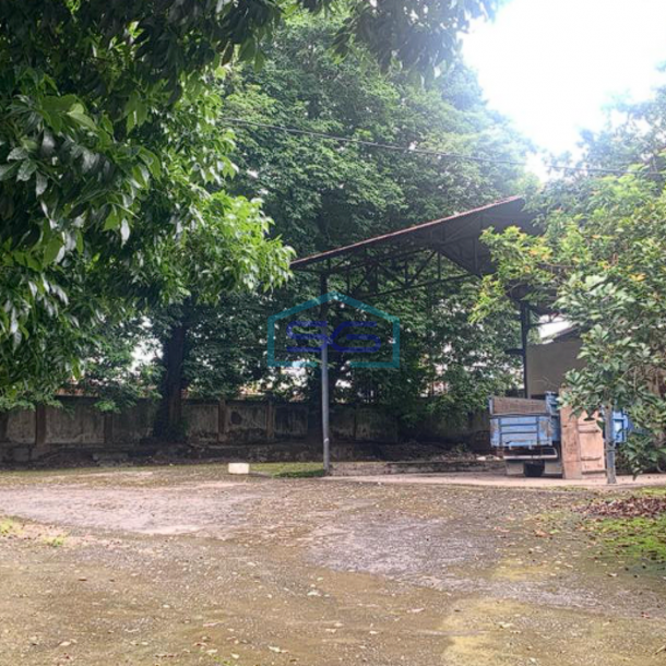 Dijual Tanah Ada Gudang Lokasi di Jalan Soak Simpur Sukarami Palembang LB 1104m2 LT 4000m2-4