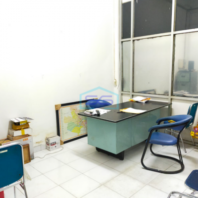 Disewakan Ruko di Jalan Mayjen H.M Ryacudu Ampera Simpang Flyover Palembang LB 780m2