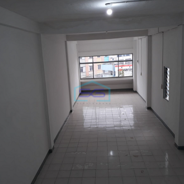 Disewakan Ruko 3 Lantai di Tengah Kota Jalan Kolonel Atmo Palembang LB 192m2-3