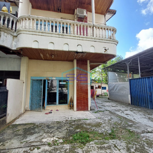 Dijual Ruko dengan Tanah yang Luas di Pusat Kota Jalan Mayor Ruslan Palembang LT 624m2-1