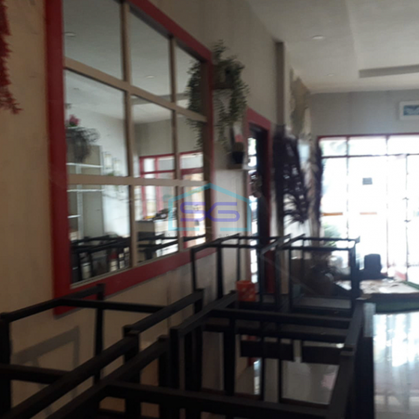 Disewakan Ruko 1 Unit 1 lantai ex Resto di Jalan R. Soekamto Palembang-3