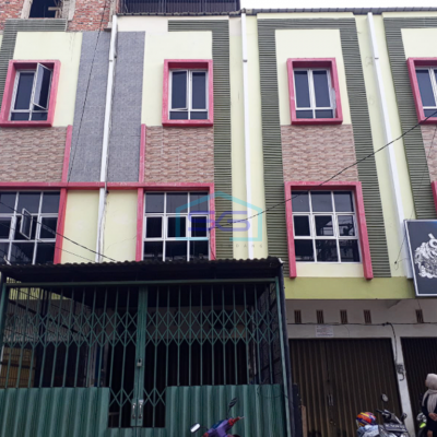 Dijual Ruko Bagus, Terawat dan Strategis di Jln Kebun Sirih samping JM Kenten Palembang LB 164m2