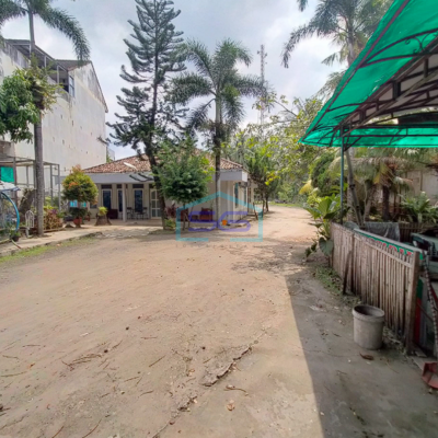 Dijual Tanah Bonus Rumah di Pinggir Jalan Lokasi Strategis Jalan RE Martadinata Palembang LT 3300m2