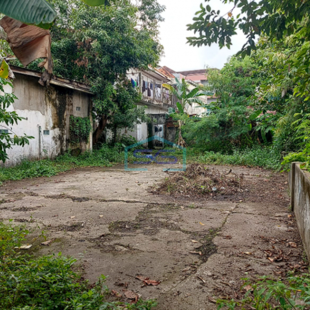 Dijual Tanah luas + Bangunan Siap Pakai di Jalan Dr. M. Isa, Kuto Batu, Palembang-2