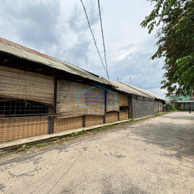 Disewakan Tanah + Bangunan di Tengah Kota, Jalan Demang Lebar Daun Palembang